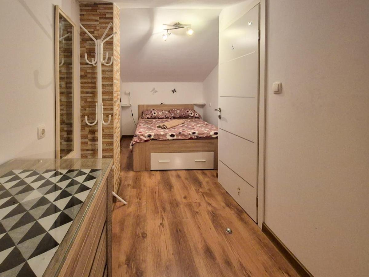 Apartman Meghan Pula Dış mekan fotoğraf